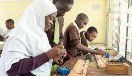 Physics practical for students in Form 4A; Kashaulili Primary School, Mpanda MC, Katavi, Tanzania